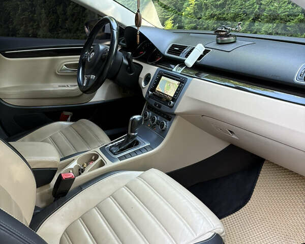 Белый Фольксваген CC / Passat CC, объемом двигателя 2 л и пробегом 256 тыс. км за 10200 $, фото 17 на Automoto.ua