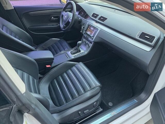 Белый Фольксваген CC / Passat CC, объемом двигателя 2 л и пробегом 170 тыс. км за 14700 $, фото 19 на Automoto.ua