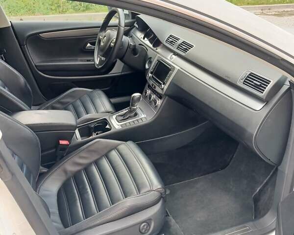 Белый Фольксваген CC / Passat CC, объемом двигателя 1.97 л и пробегом 154 тыс. км за 15450 $, фото 14 на Automoto.ua