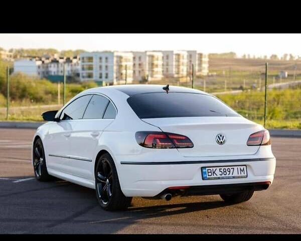 Белый Фольксваген CC / Passat CC, объемом двигателя 1.98 л и пробегом 95 тыс. км за 9500 $, фото 2 на Automoto.ua
