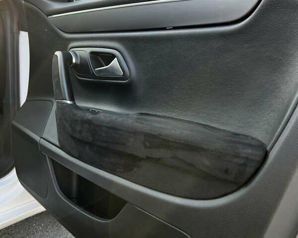 Белый Фольксваген CC / Passat CC, объемом двигателя 2 л и пробегом 131 тыс. км за 16900 $, фото 19 на Automoto.ua