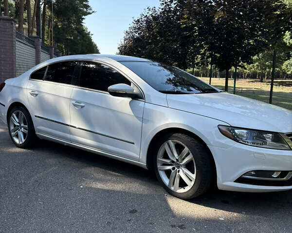 Белый Фольксваген CC / Passat CC, объемом двигателя 2 л и пробегом 256 тыс. км за 10200 $, фото 11 на Automoto.ua