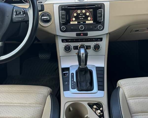Белый Фольксваген CC / Passat CC, объемом двигателя 1.98 л и пробегом 159 тыс. км за 11500 $, фото 25 на Automoto.ua