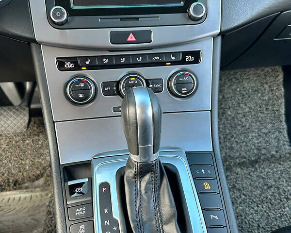 Білий Фольксваген CC / Passat CC, об'ємом двигуна 1.97 л та пробігом 145 тис. км за 15500 $, фото 9 на Automoto.ua