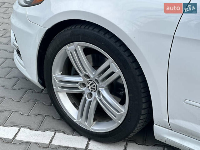 Фольксваген CC / Passat CC 2015 в Могилев-Подольском на Automoto.ua Белый Фольксваген CC / Passat CC, объемом двигателя 1.98 л и пробегом 209 тыс. км за 11500 $, фото 25 на Automoto.ua