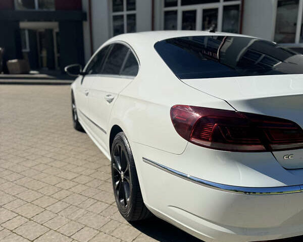 Белый Фольксваген CC / Passat CC, объемом двигателя 2 л и пробегом 207 тыс. км за 13950 $, фото 20 на Automoto.ua