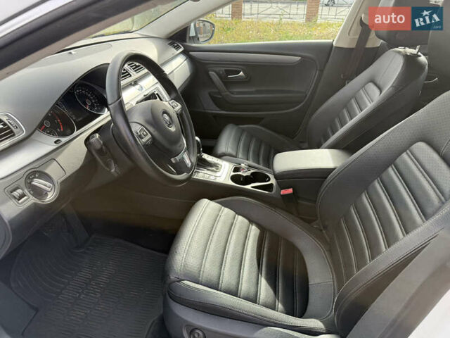 Белый Фольксваген CC / Passat CC, объемом двигателя 2 л и пробегом 73 тыс. км за 12500 $, фото 19 на Automoto.ua