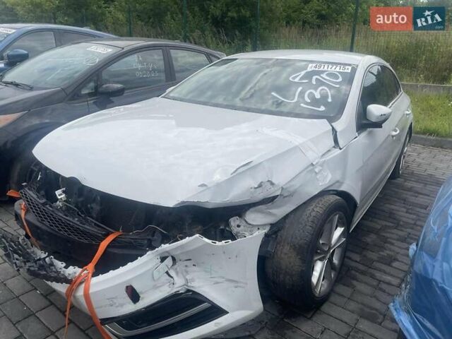 Белый Фольксваген CC / Passat CC, объемом двигателя 2 л и пробегом 190 тыс. км за 7500 $, фото 3 на Automoto.ua