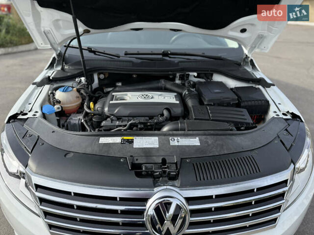 Белый Фольксваген CC / Passat CC, объемом двигателя 2 л и пробегом 73 тыс. км за 12500 $, фото 10 на Automoto.ua
