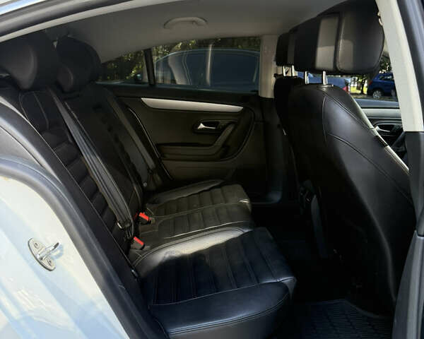 Белый Фольксваген CC / Passat CC, объемом двигателя 1.98 л и пробегом 105 тыс. км за 13500 $, фото 8 на Automoto.ua