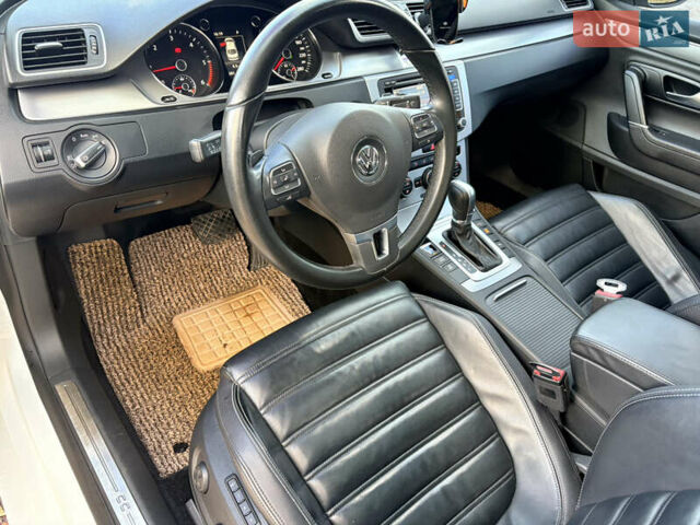Білий Фольксваген CC / Passat CC, об'ємом двигуна 1.97 л та пробігом 178 тис. км за 14700 $, фото 8 на Automoto.ua