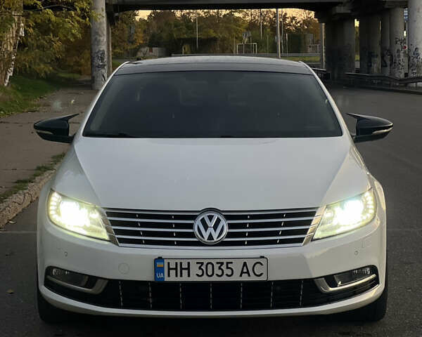 Фольксваген CC / Passat CC 2015 в Одессе на Automoto.ua Белый Фольксваген CC / Passat CC, объемом двигателя 1.97 л и пробегом 147 тыс. км за 15299 $, фото 2 на Automoto.ua