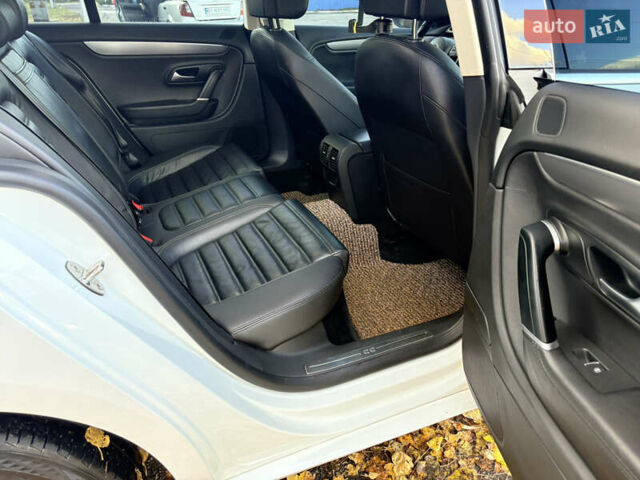 Білий Фольксваген CC / Passat CC, об'ємом двигуна 1.97 л та пробігом 178 тис. км за 14700 $, фото 13 на Automoto.ua