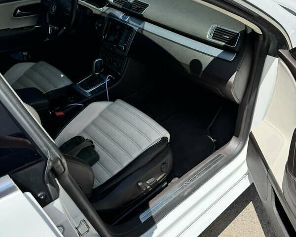 Білий Фольксваген CC / Passat CC, об'ємом двигуна 1.97 л та пробігом 222 тис. км за 14999 $, фото 15 на Automoto.ua