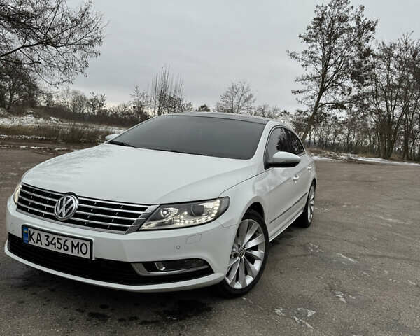 Белый Фольксваген CC / Passat CC, объемом двигателя 1.97 л и пробегом 165 тыс. км за 14899 $, фото 2 на Automoto.ua