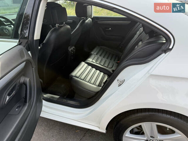Белый Фольксваген CC / Passat CC, объемом двигателя 2 л и пробегом 73 тыс. км за 12500 $, фото 13 на Automoto.ua