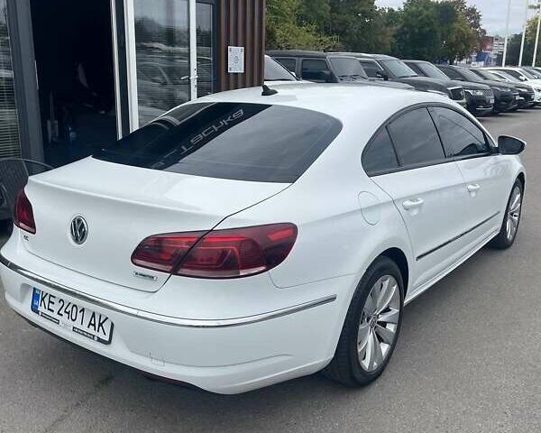 Белый Фольксваген CC / Passat CC, объемом двигателя 1.97 л и пробегом 147 тыс. км за 14500 $, фото 1 на Automoto.ua