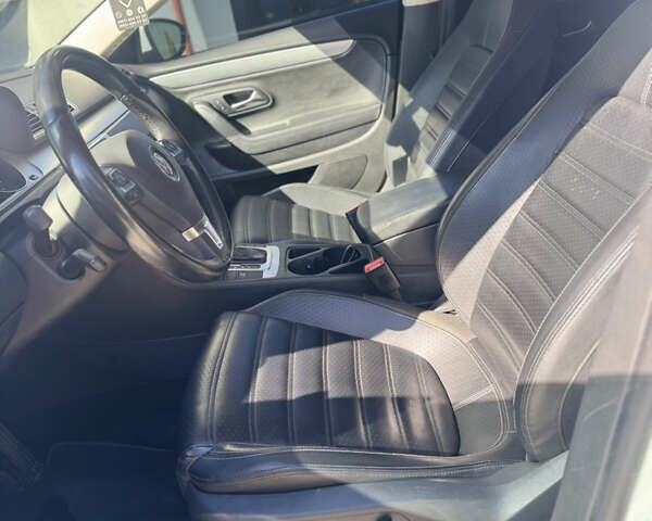 Белый Фольксваген CC / Passat CC, объемом двигателя 2 л и пробегом 207 тыс. км за 13950 $, фото 38 на Automoto.ua