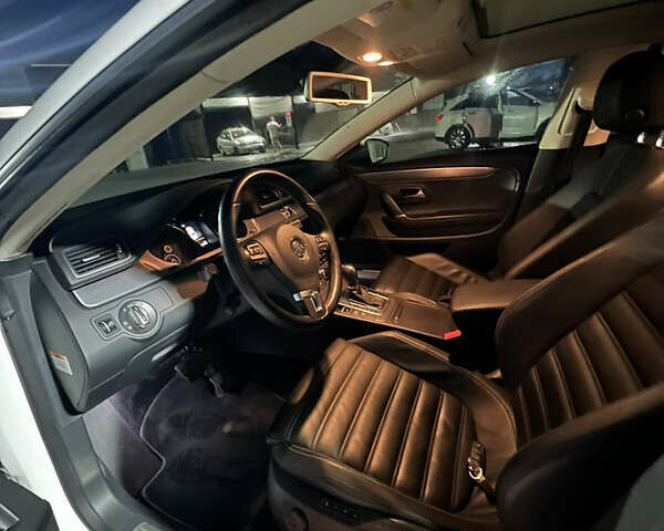 Фольксваген CC / Passat CC 2015 в Одессе на Automoto.ua Белый Фольксваген CC / Passat CC, объемом двигателя 1.97 л и пробегом 147 тыс. км за 15299 $, фото 19 на Automoto.ua