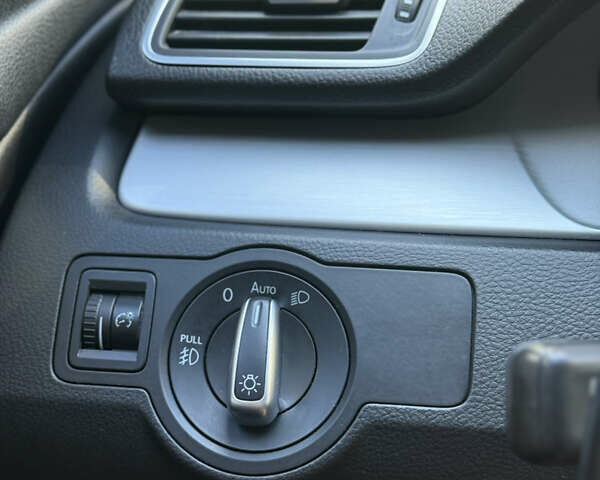 Белый Фольксваген CC / Passat CC, объемом двигателя 1.98 л и пробегом 105 тыс. км за 13500 $, фото 17 на Automoto.ua