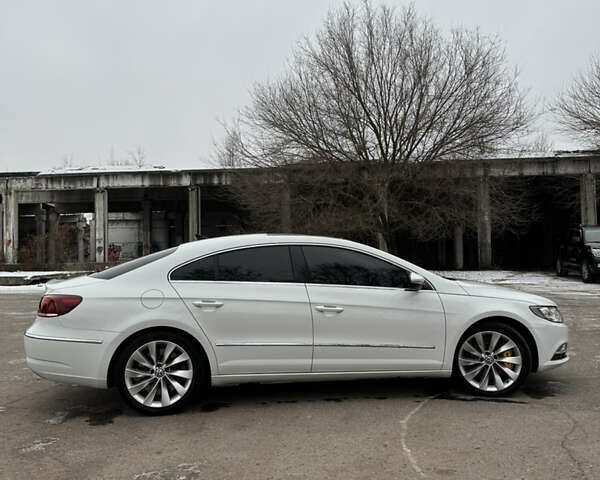 Белый Фольксваген CC / Passat CC, объемом двигателя 1.97 л и пробегом 165 тыс. км за 14899 $, фото 9 на Automoto.ua