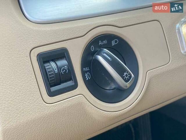 Белый Фольксваген CC / Passat CC, объемом двигателя 1.98 л и пробегом 146 тыс. км за 14990 $, фото 20 на Automoto.ua