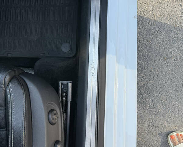 Белый Фольксваген CC / Passat CC, объемом двигателя 1.98 л и пробегом 105 тыс. км за 13500 $, фото 10 на Automoto.ua