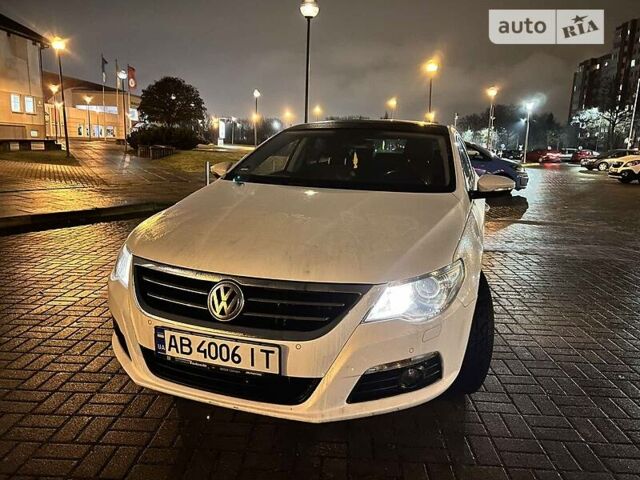 Білий Фольксваген CC / Passat CC, об'ємом двигуна 2 л та пробігом 259 тис. км за 10900 $, фото 1 на Automoto.ua