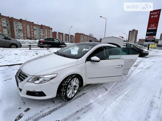 Білий Фольксваген CC / Passat CC, об'ємом двигуна 2 л та пробігом 259 тис. км за 10900 $, фото 19 на Automoto.ua