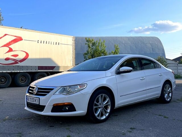 Белый Фольксваген CC, объемом двигателя 2 л и пробегом 270 тыс. км за 8400 $, фото 3 на Automoto.ua