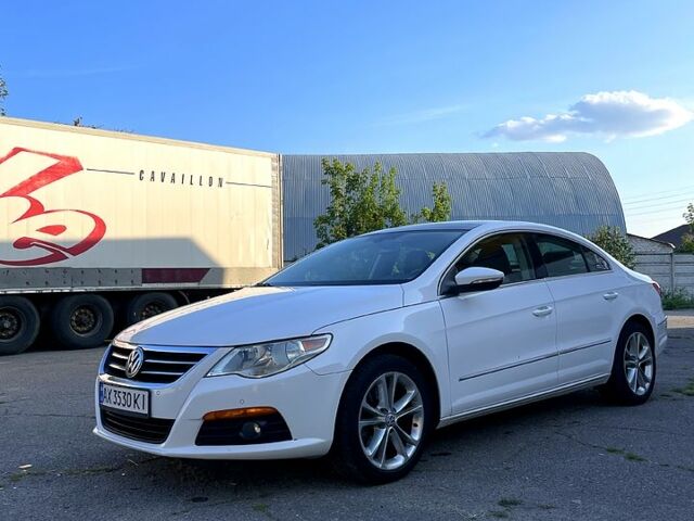 Белый Фольксваген CC, объемом двигателя 2 л и пробегом 270 тыс. км за 8400 $, фото 4 на Automoto.ua