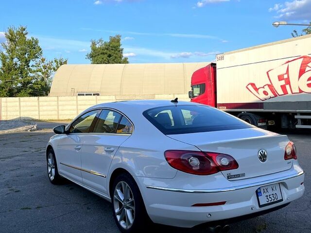 Белый Фольксваген CC, объемом двигателя 2 л и пробегом 270 тыс. км за 8400 $, фото 2 на Automoto.ua