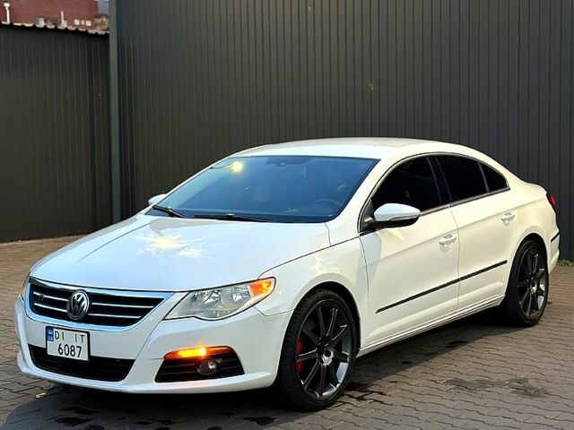 Белый Фольксваген CC, объемом двигателя 2 л и пробегом 285 тыс. км за 9500 $, фото 1 на Automoto.ua