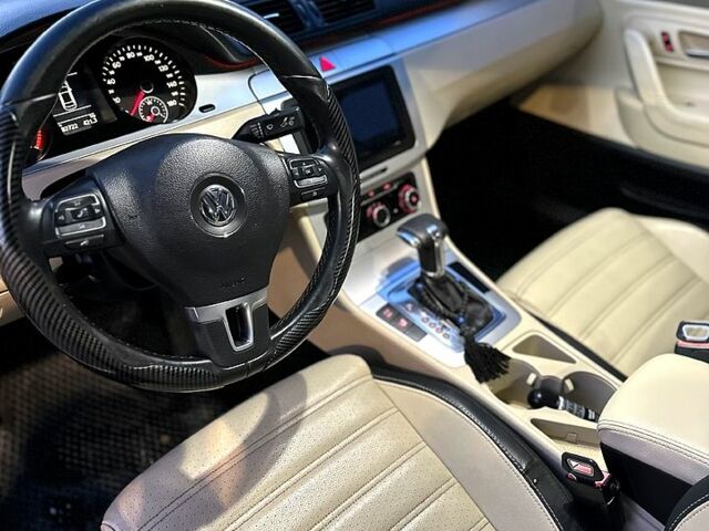 Белый Фольксваген CC, объемом двигателя 2 л и пробегом 285 тыс. км за 9500 $, фото 8 на Automoto.ua