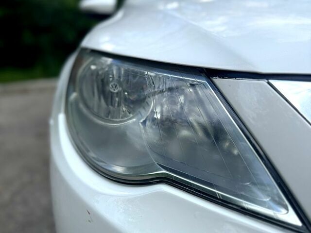 Белый Фольксваген CC, объемом двигателя 2 л и пробегом 196 тыс. км за 8700 $, фото 6 на Automoto.ua