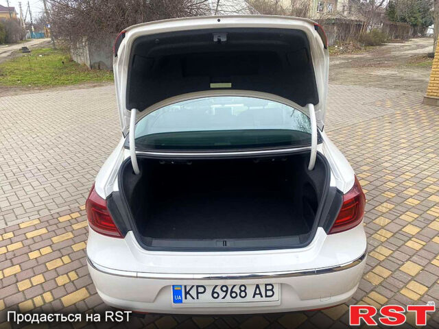 Белый Фольксваген CC, объемом двигателя 2 л и пробегом 146 тыс. км за 11300 $, фото 5 на Automoto.ua