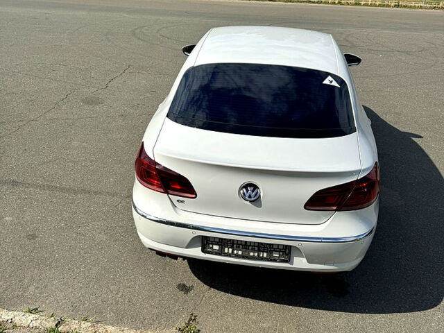 Білий Фольксваген CC, об'ємом двигуна 1.8 л та пробігом 152 тис. км за 11000 $, фото 4 на Automoto.ua