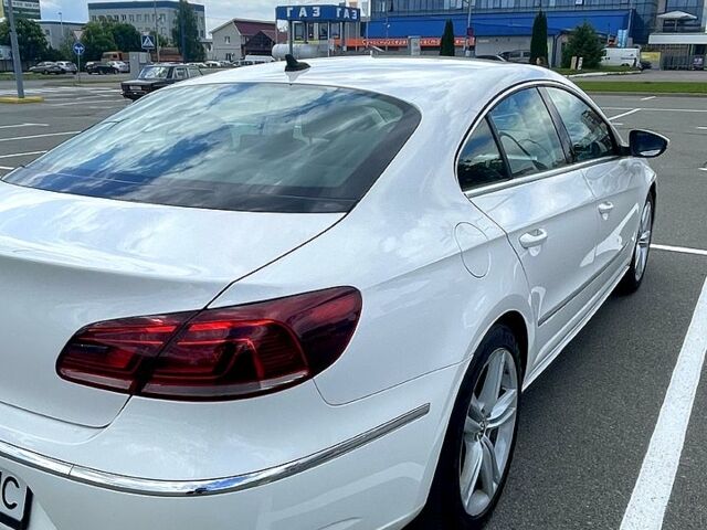 Белый Фольксваген CC, объемом двигателя 2 л и пробегом 217 тыс. км за 11700 $, фото 4 на Automoto.ua
