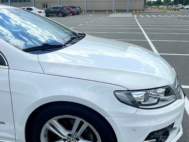 Белый Фольксваген CC, объемом двигателя 2 л и пробегом 217 тыс. км за 11700 $, фото 6 на Automoto.ua