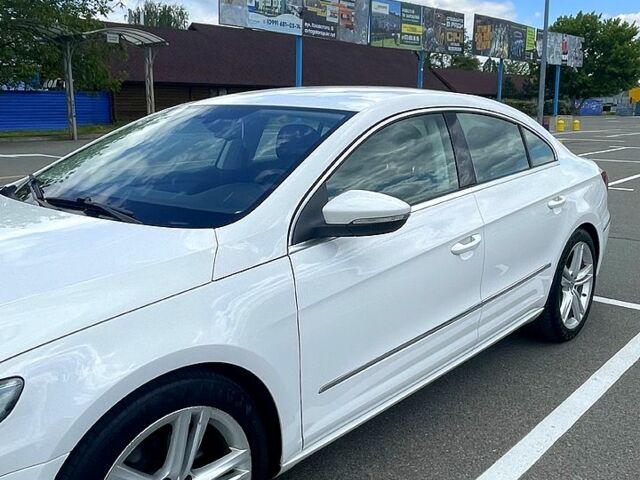 Белый Фольксваген CC, объемом двигателя 2 л и пробегом 217 тыс. км за 11700 $, фото 2 на Automoto.ua