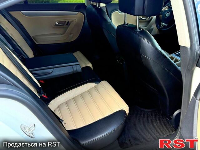Белый Фольксваген CC, объемом двигателя 2 л и пробегом 250 тыс. км за 11999 $, фото 9 на Automoto.ua