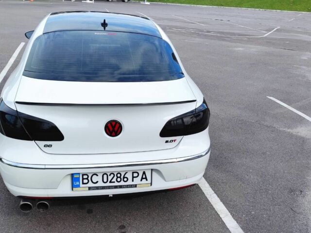 Білий Фольксваген CC / Passat CC, об'ємом двигуна 2 л та пробігом 124 тис. км за 9999 $, фото 9 на Automoto.ua