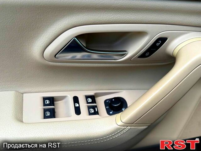 Белый Фольксваген CC, объемом двигателя 2 л и пробегом 250 тыс. км за 11999 $, фото 7 на Automoto.ua