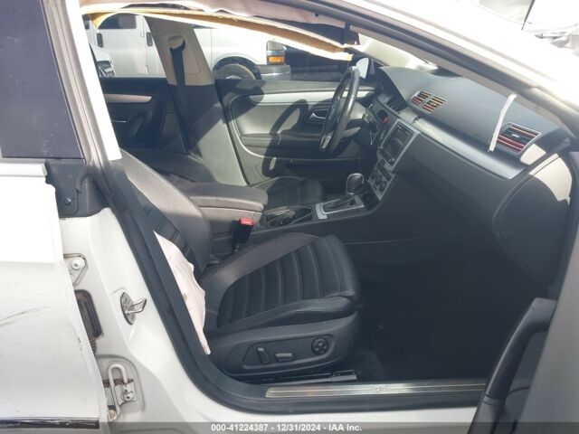 Белый Фольксваген CC, объемом двигателя 2 л и пробегом 204 тыс. км за 8900 $, фото 6 на Automoto.ua