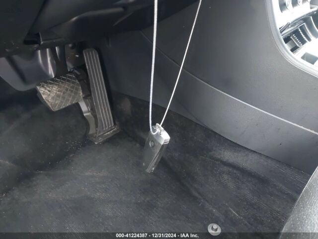 Белый Фольксваген CC, объемом двигателя 2 л и пробегом 204 тыс. км за 8900 $, фото 8 на Automoto.ua