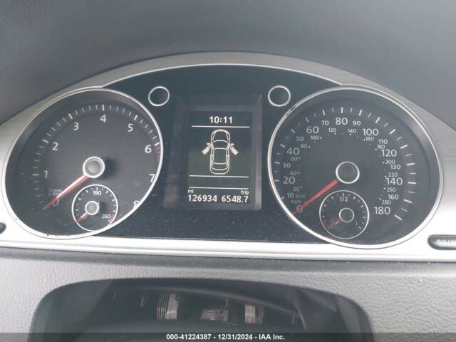 Белый Фольксваген CC, объемом двигателя 2 л и пробегом 204 тыс. км за 8900 $, фото 7 на Automoto.ua