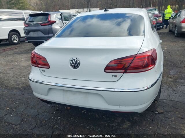 Белый Фольксваген CC, объемом двигателя 2 л и пробегом 204 тыс. км за 8900 $, фото 4 на Automoto.ua