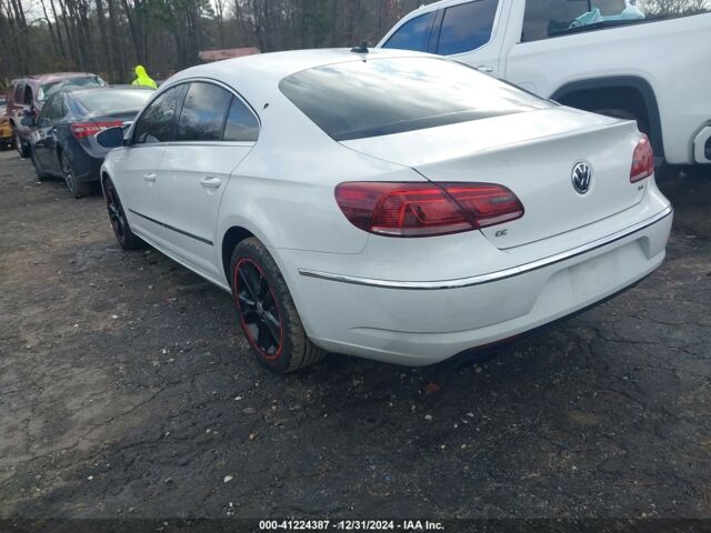 Белый Фольксваген CC, объемом двигателя 2 л и пробегом 204 тыс. км за 8900 $, фото 3 на Automoto.ua