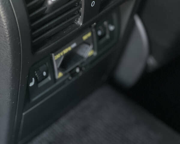 Бежевий Фольксваген CC / Passat CC, об'ємом двигуна 1.97 л та пробігом 255 тис. км за 8200 $, фото 28 на Automoto.ua