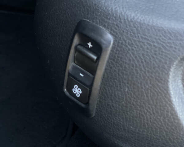 Бежевий Фольксваген CC / Passat CC, об'ємом двигуна 1.97 л та пробігом 255 тис. км за 8200 $, фото 25 на Automoto.ua